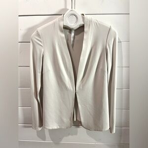 🤍IRIS SETLAKWE • Open Blazer Size S